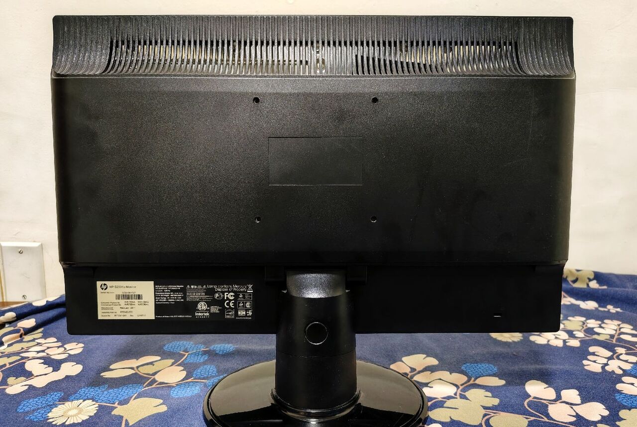 Al Dana, Computers, SAR 100,  HP S2031a 20