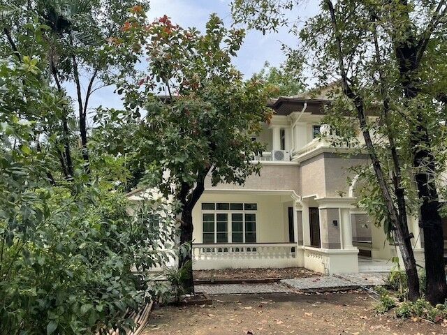 Bangkok, Villas, THB 250000,  250 Sq. Feet,  BH4338 ขายและให้เช่าบ้านเดี่ยวหรู หมู่บ