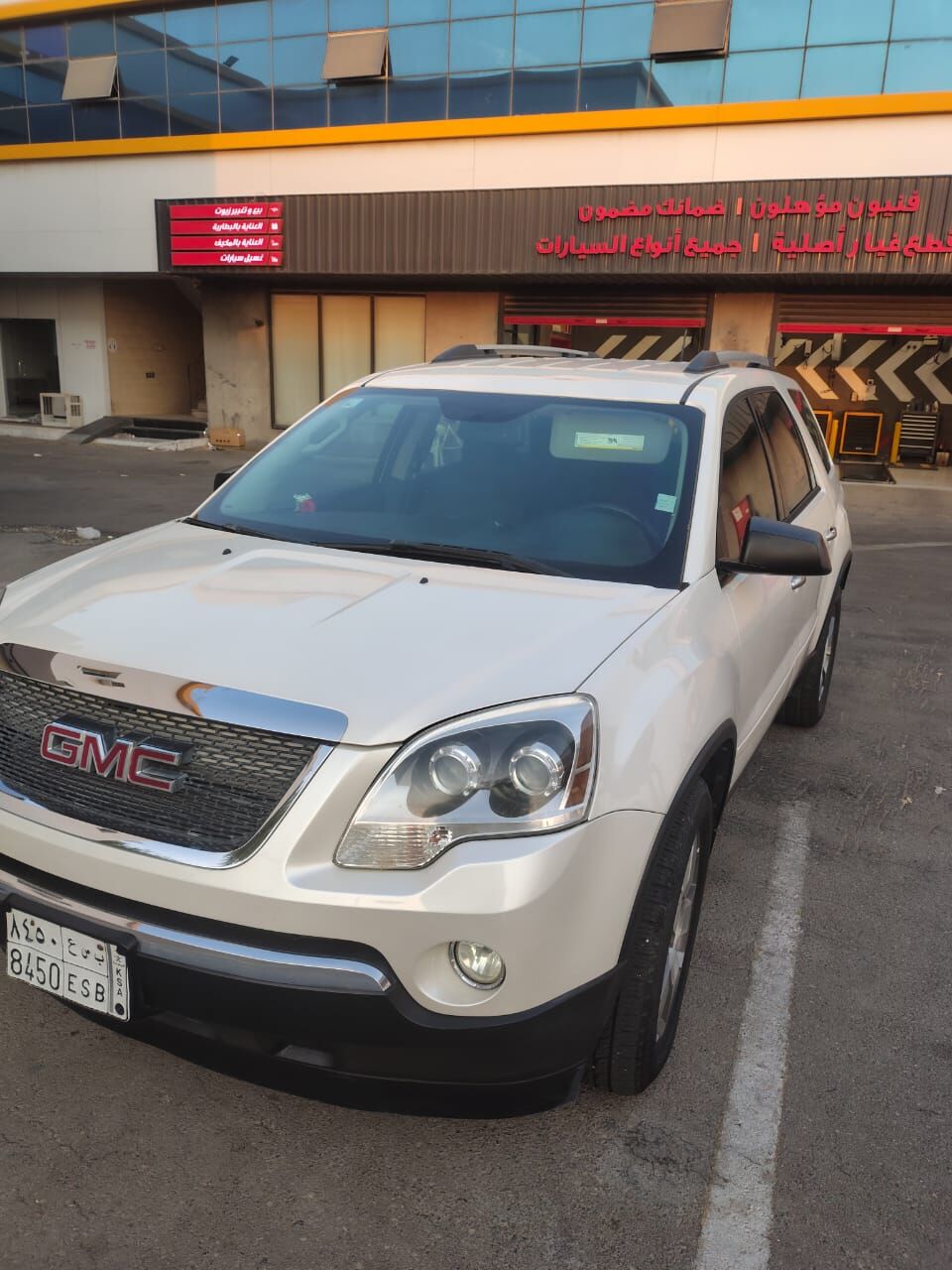 Yanbu, Vehicles, Cars & Trucks , SAR 20000,  Gmc Acadia,  2011,  Automatic,  250000 KM,  Car For Sale