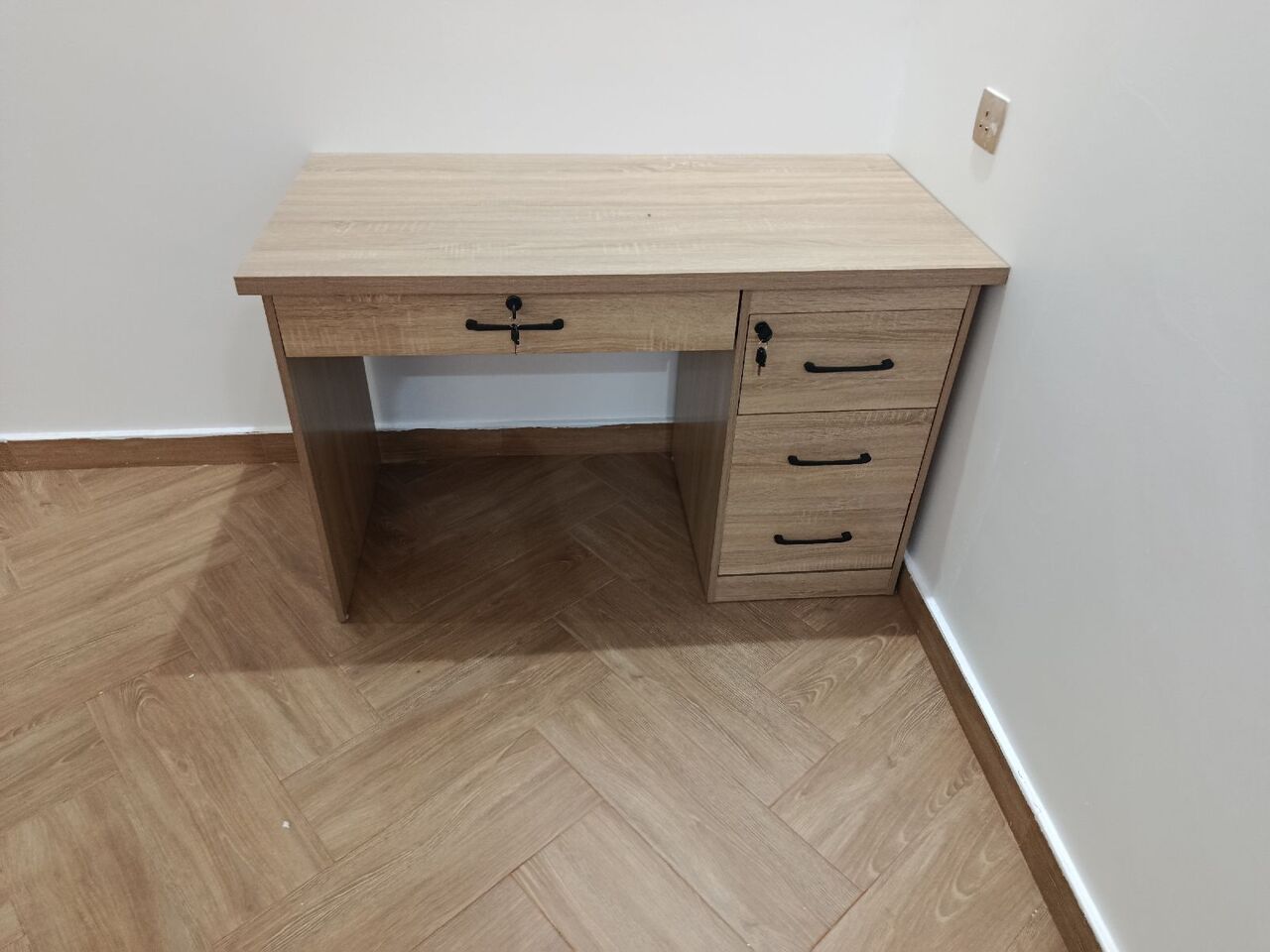 Jeddah, Furniture, SAR 1,  New Complete Bedroom Set For Sale