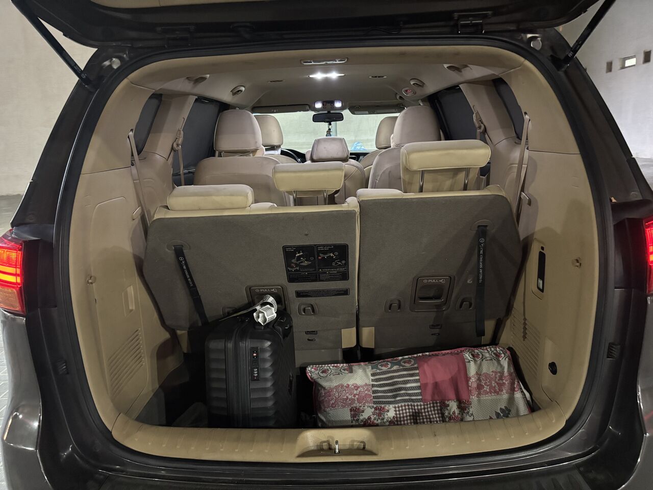 Jubail, Vehicles, Cars & Trucks , SAR 3400,  Kia Carnival,  2016,  Automatic,  270 KM,  Quick Sale Kia Grand Carnival- Bargain