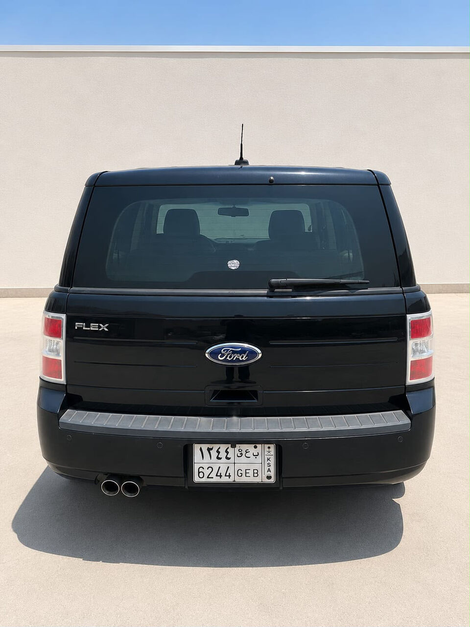 Riyadh, Vehicles, Cars & Trucks , SAR 35000,  Ford Flex,  2011,  Automatic,  128000 KM,   (black)