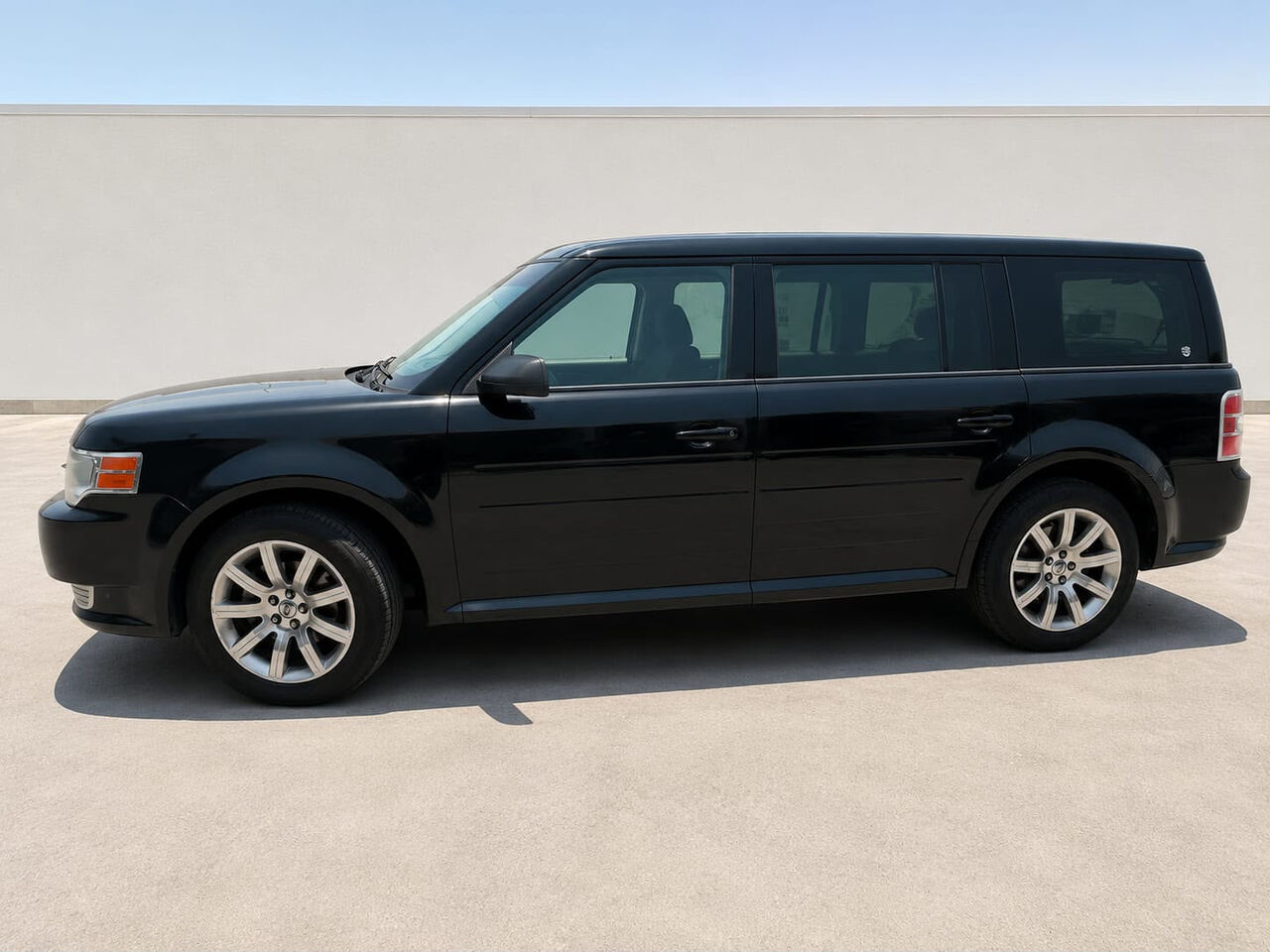 Riyadh, Vehicles, Cars & Trucks , SAR 35000,  Ford Flex,  2011,  Automatic,  128000 KM,   (black)