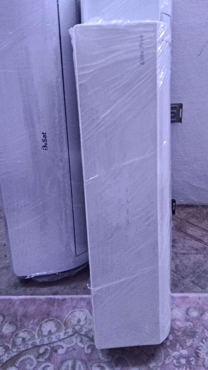 Jeddah, Air Conditioners, Used Window And Split Ac With Installation And One Month Warranty