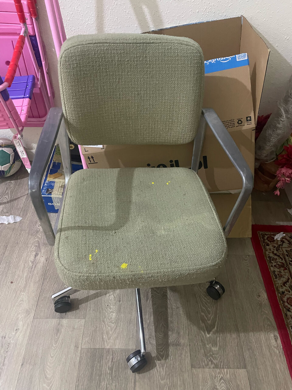 Jeddah, Furniture, SAR 20,  Swivel Chair