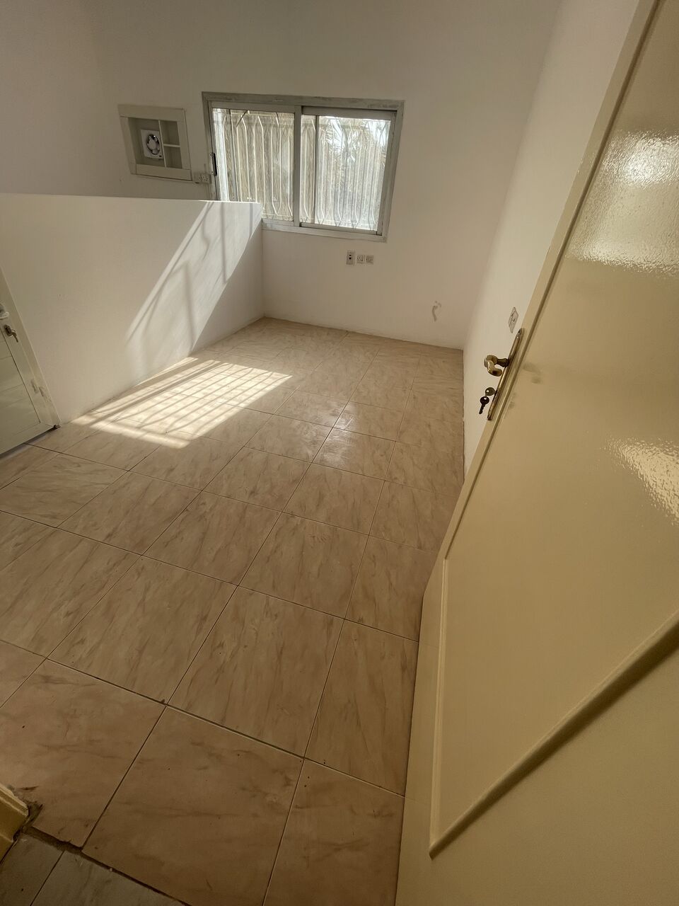 Riyadh, Villas, SAR 1900,  Villa Portion For Rent