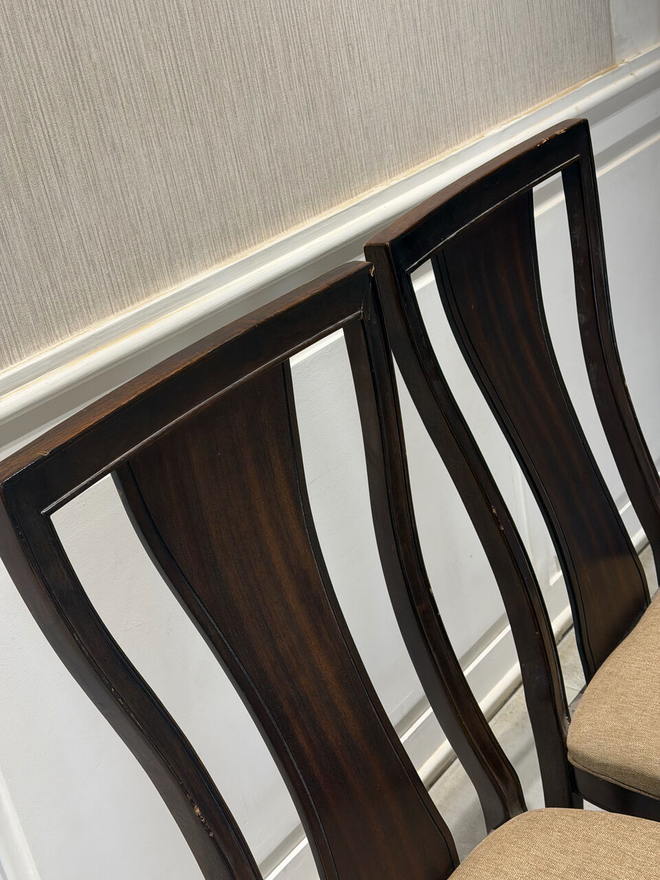 Al Nakheel, Furniture, SAR 50,  Dining Chairs –💰 Each 50 SAR