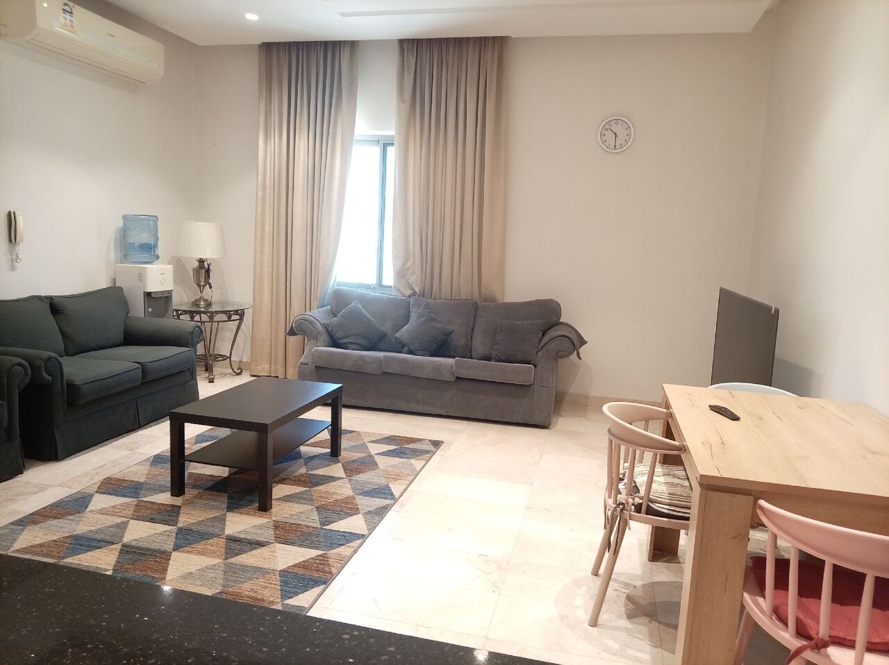 Juffair, Apartments, Flats, Houses & Villas, BHD 350/year,  2 BR,  Fully Finished 2 Bedroom 3 Bathroom With Ewa Flat For Rent In : Juffair