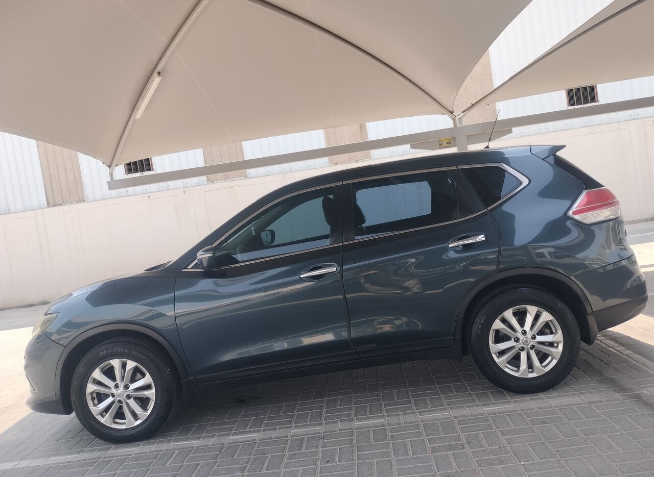 Manama, Vehicles, Cars & Trucks , Nissan X-Trail,  2016,  Automatic,  100000 KM,   Nissan Extrail