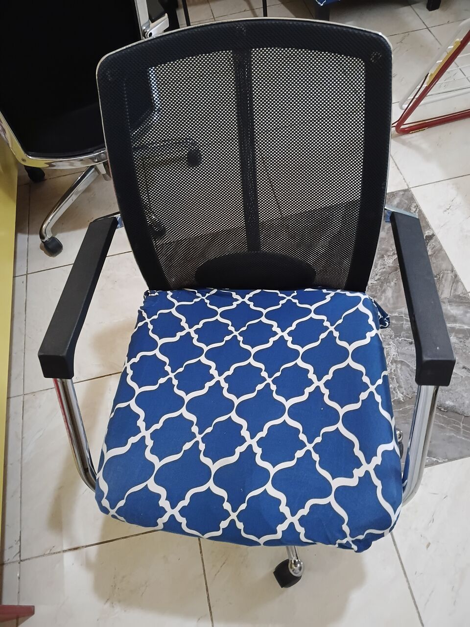 Al Aziziyah, Furniture, SAR 200,  2 Office Chairs For Sale