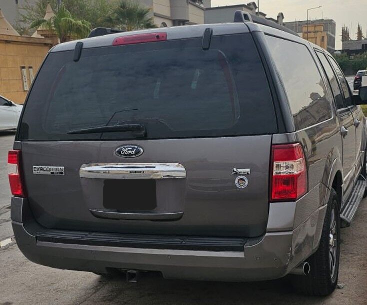Riyadh, Vehicles, Cars & Trucks , SAR 24000,  Ford Expedition XLT 2014 Original Paint,  2014,  Automatic,  206000 KM,