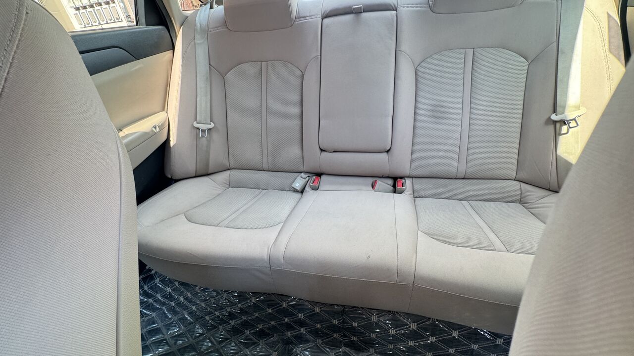 Dammam, Vehicles, Cars & Trucks , SAR 250000,  Hyundai Sonata,  2016,  Automatic,  307000 KM,    Gear  ODO 307000KM