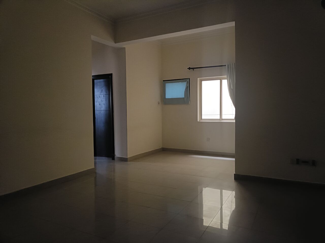 Manama, Apartments, Flats, Houses & Villas, BHD 175/month,  2 BR,  130 Sq. Meter,  Unfurnished 2bhk Without Ewa