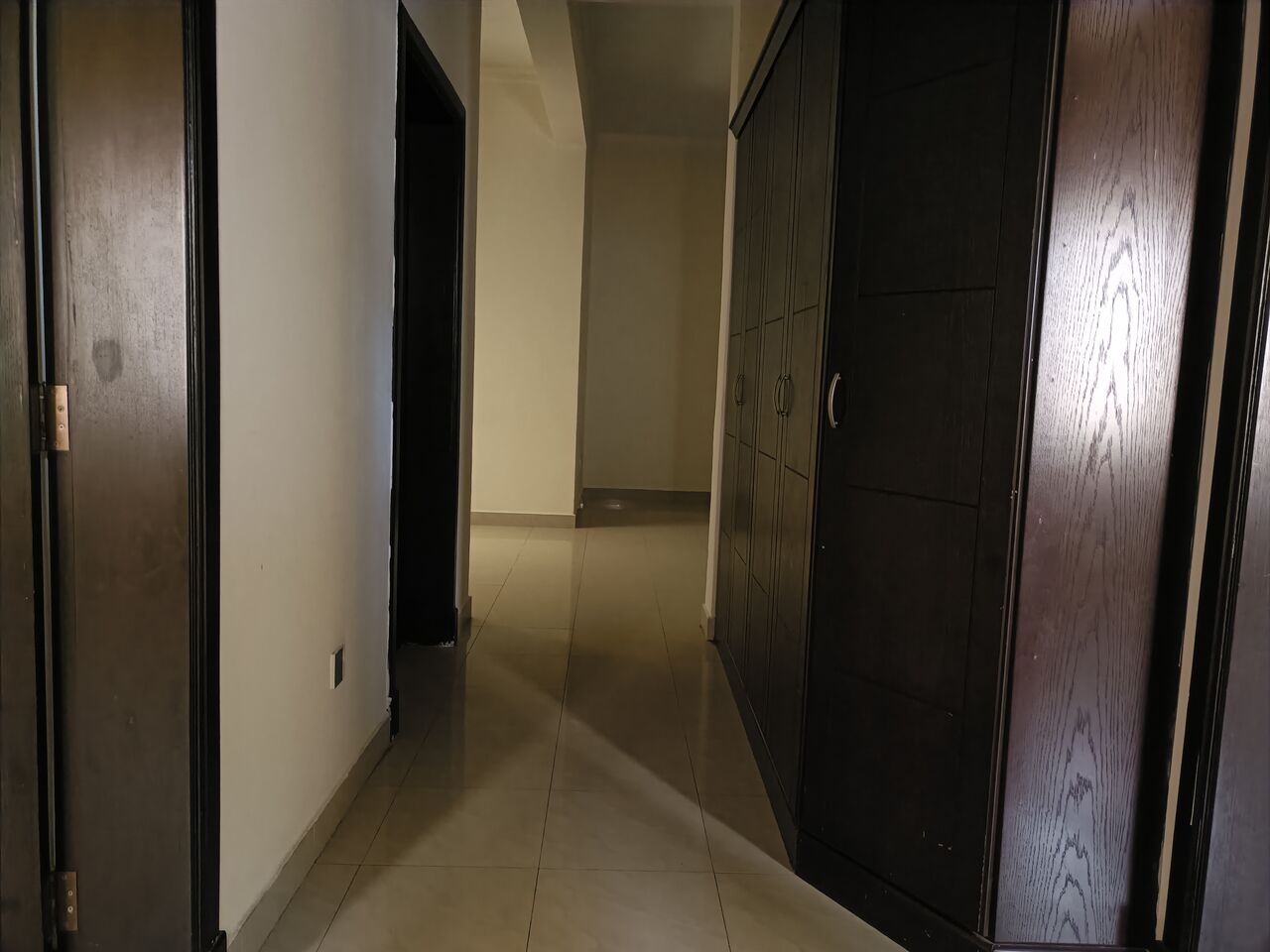 Manama, Apartments, Flats, Houses & Villas, BHD 225/month,  2 BR,  130 Sq. Meter,  Unfurnished 2bhk With Ewa