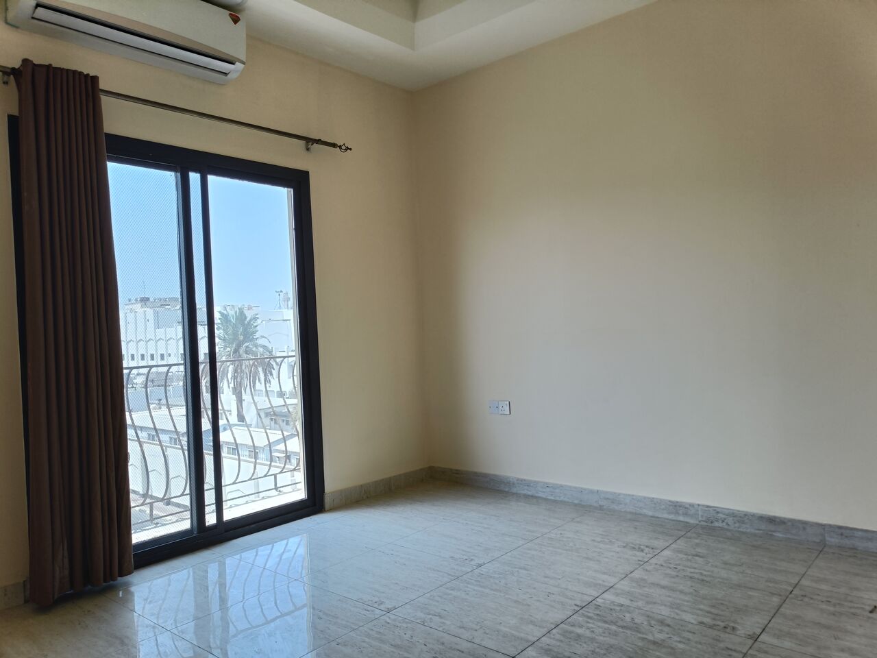 Adliya, Apartments, Flats, Houses & Villas, BHD 250/month,  2 BR,  120 Sq. Meter,  Semi Furnished 2bhk With Ewa