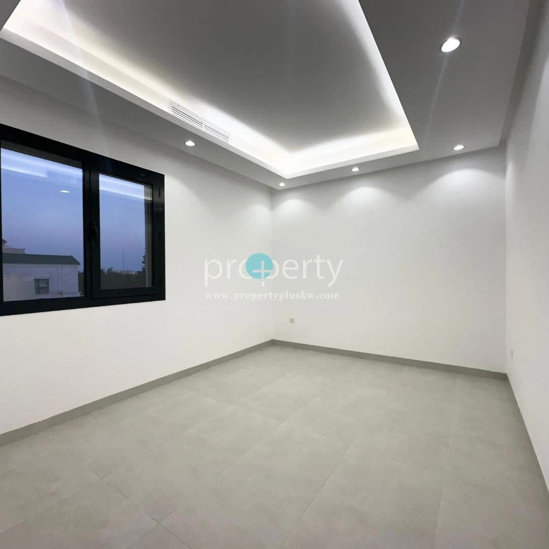 Kuwait City, Apartments, Flats, Houses & Villas, KWD 800/month,  3 BR,  Brand New 3 Master Bedroom Duplex With Terrace For Rent In Rumaithya
