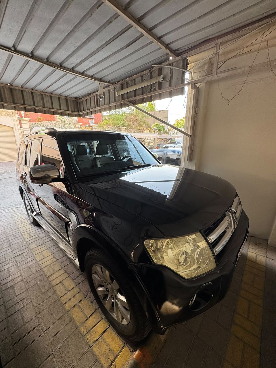 Jid Ali, Vehicles, Cars & Trucks , BHD 3350,  2010,  2010,  Automatic,  179680 KM,  Mitsubishi Pajero For Sale  Model  Lady Driven  KM: 179680 Good Condition  Good Tyres