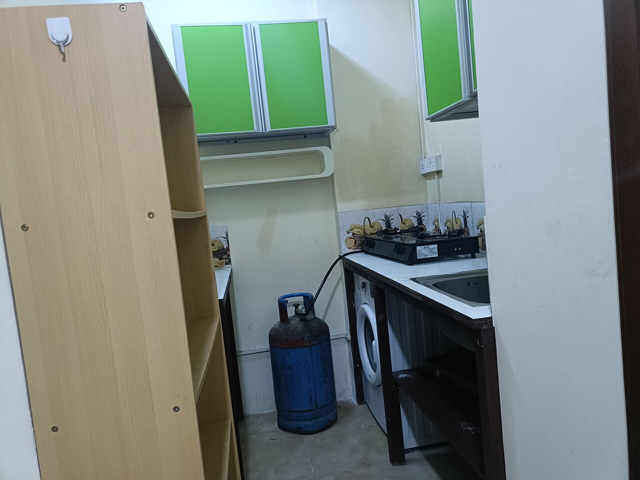 Adliya, Apartments, Flats, Houses & Villas, BHD 180/month,  Furnished,  Studio,  80 Sq. Meter,  Fully Furnished Studio Flat With Unlimited Ewa