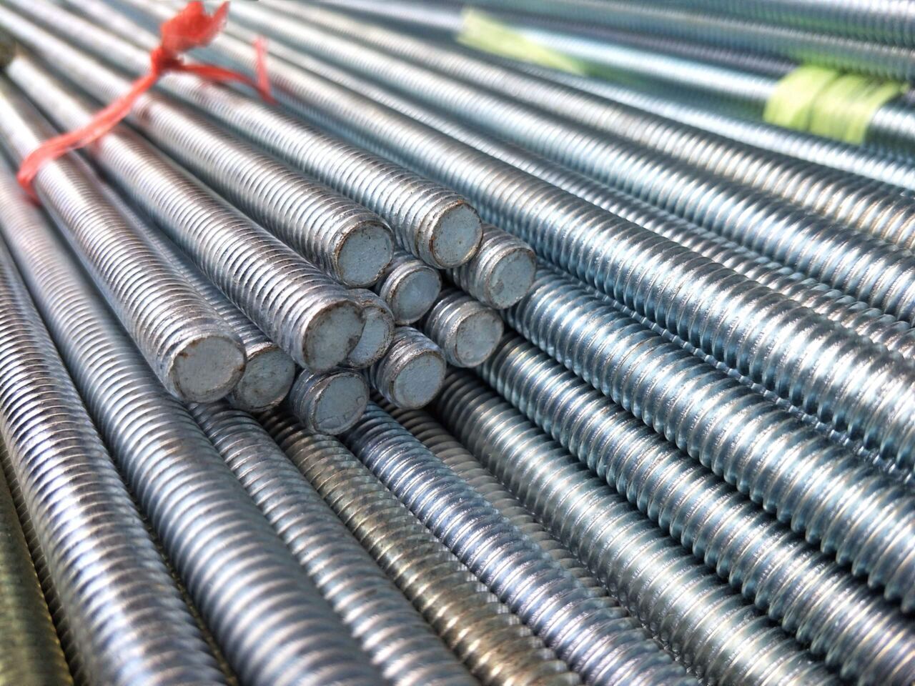 Mumbai, Heavy Equipment, INR 210,  Built For Strong Connections: Threaded Rod Manufacturers In India For Diverse Projects