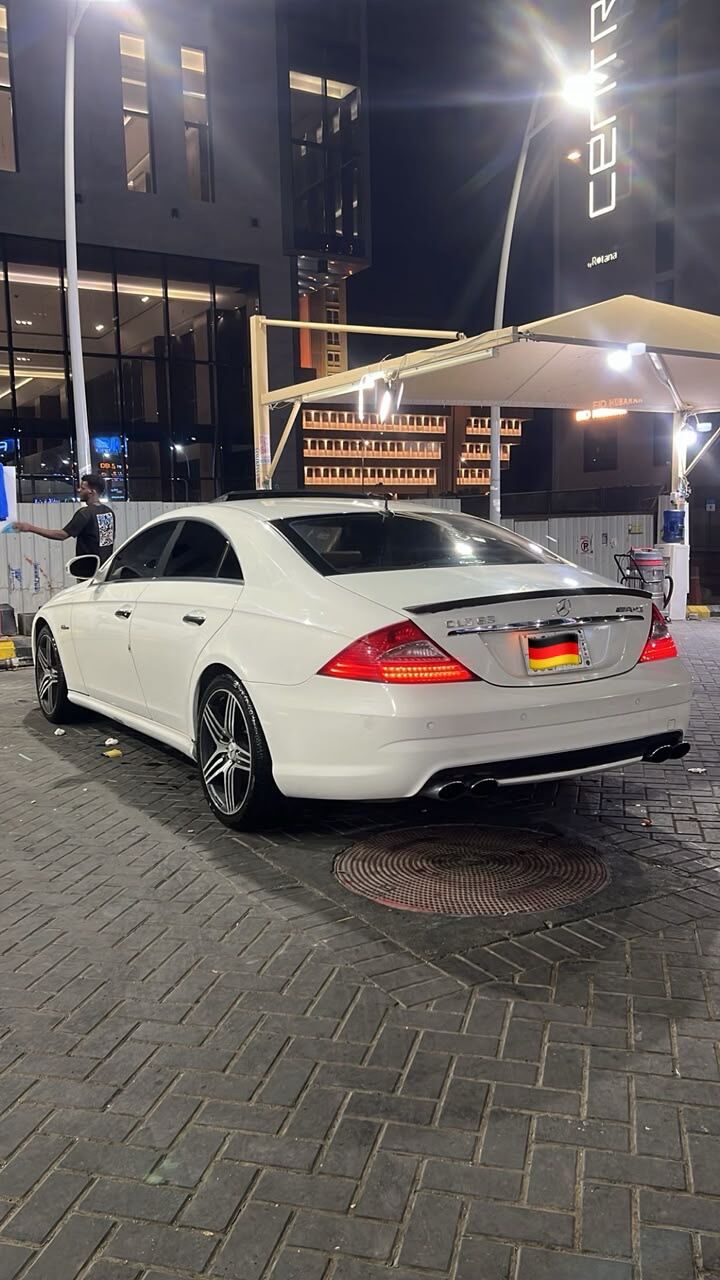 Riyadh, Vehicles, Cars & Trucks , SAR 20000,  Mercedes-Benz CLS,  2006,  Automatic,  260000 KM,  Mercedes CLS 500 Low Mileage In Very Good Condition