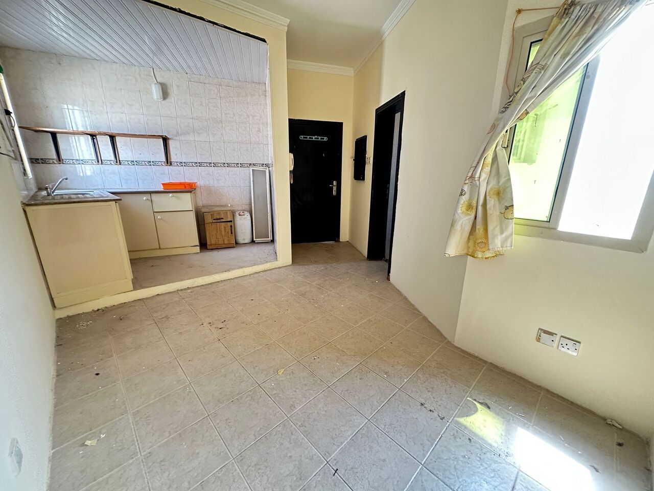 Mahooz, Apartments, Flats, Houses & Villas, BHD 80/year,  1 BR,  Mahooz:- Rooftop Studio Flat On Rent..