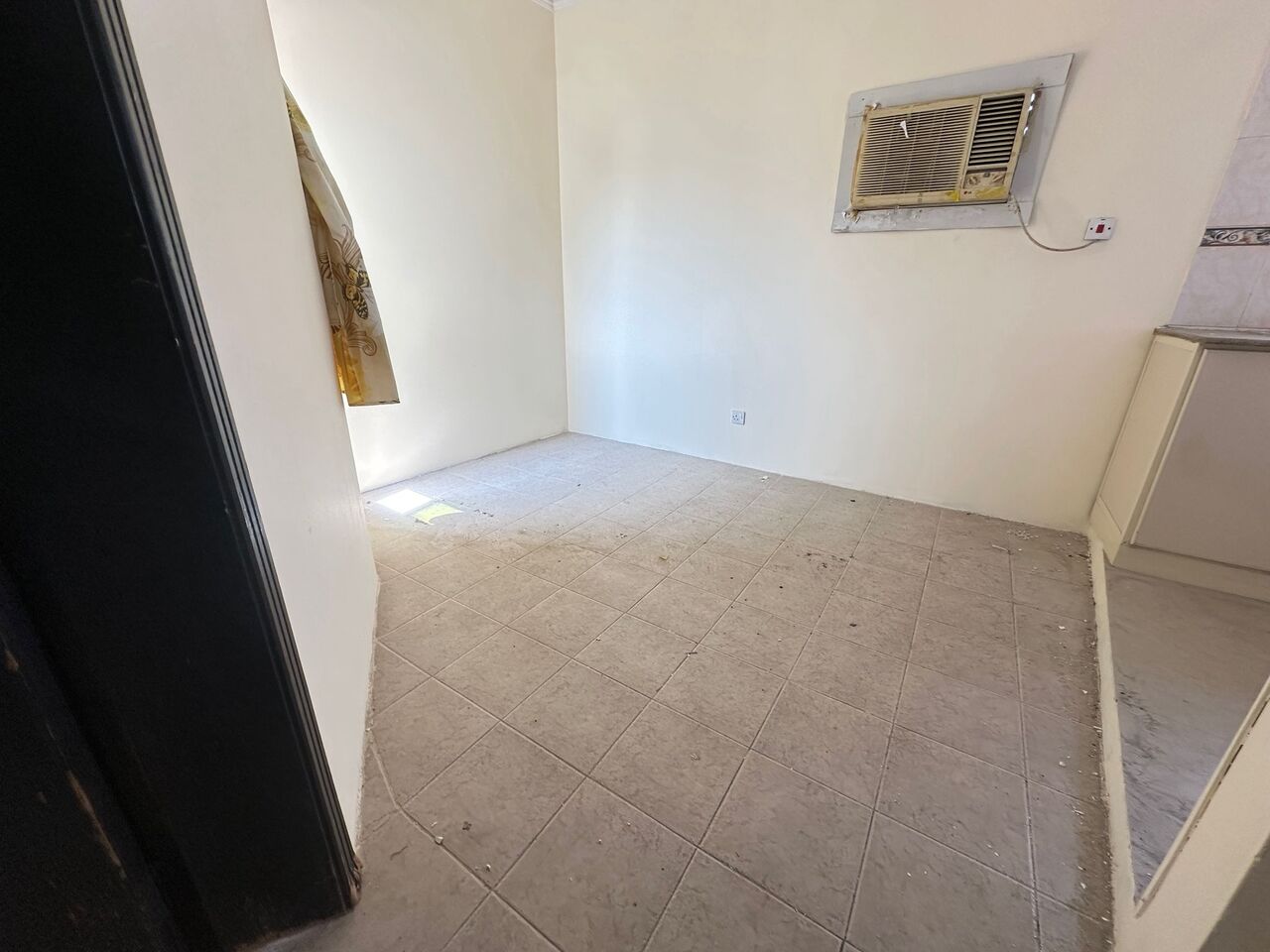 Mahooz, Apartments, Flats, Houses & Villas, BHD 80/year,  1 BR,  Mahooz:- Rooftop Studio Flat On Rent..