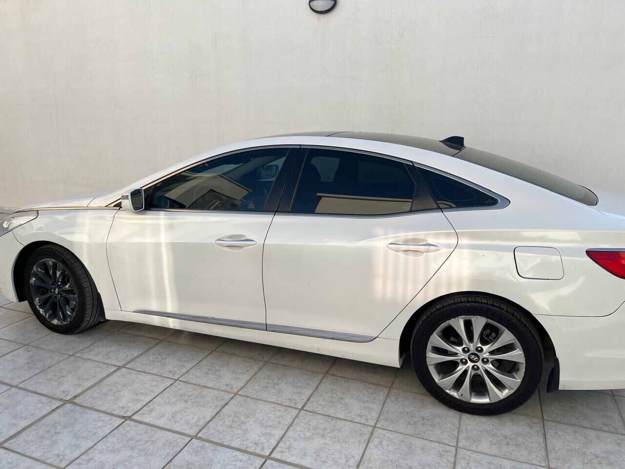 Khobar, Vehicles, Cars & Trucks , SAR 20000,  Hyundai Azera,  2012,  Automatic,  345000 KM,