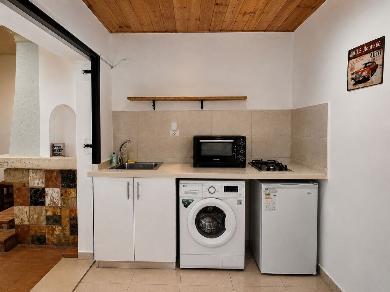 Abdoun, Apartments, Flats, Houses & Villas, JOD 230/month,  Furnished,  Studio,  With Garden In Sweifieh &ndash; Utilities + Internet Included