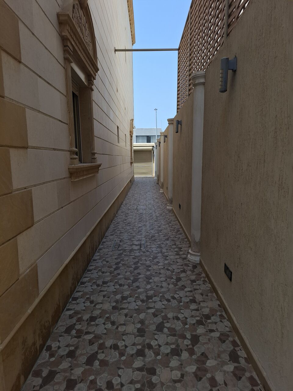 Jeddah, Villas, 00000 Sq. Feet,  Villa For Sale Or Rent