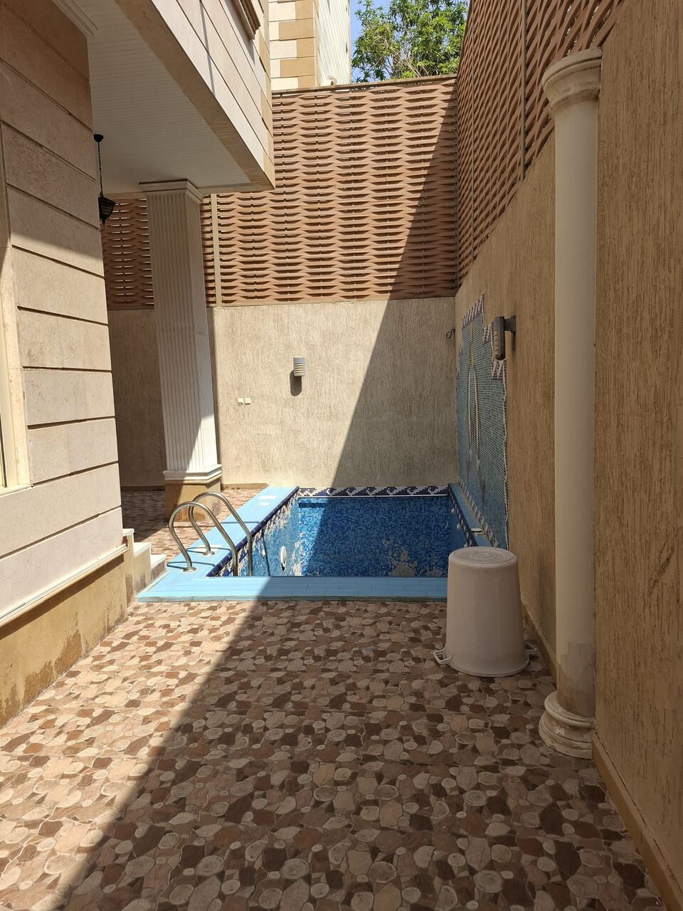 Jeddah, Villas, 00000 Sq. Feet,  Villa For Sale Or Rent