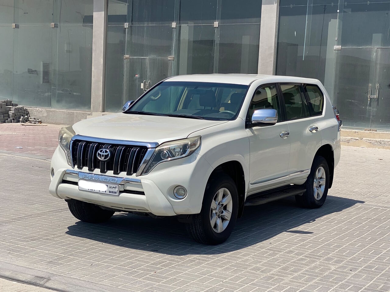 Manama, Vehicles, Cars & Trucks , BHD 6500,  Toyota Prado TX-L,  2014,  Automatic,  218400 KM,    (White)