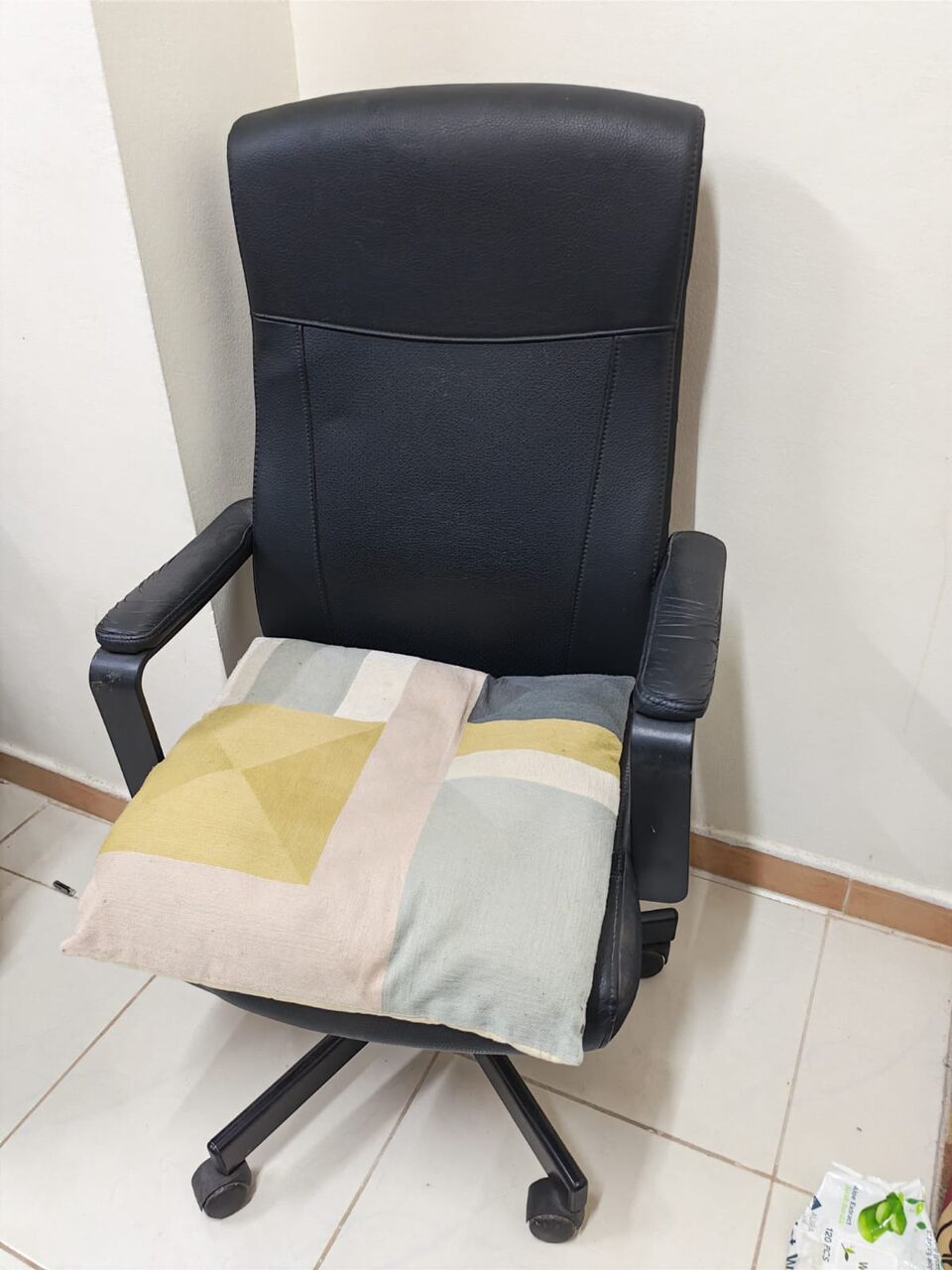 Akrabia, Furniture, SAR 750,  Used Household Items