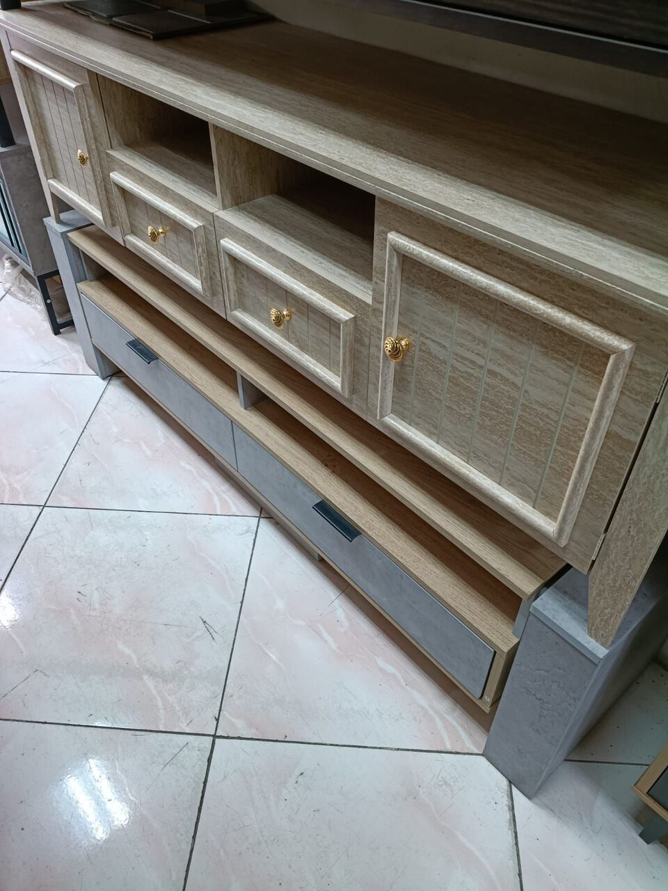 Riyadh, Furniture, محل اساس