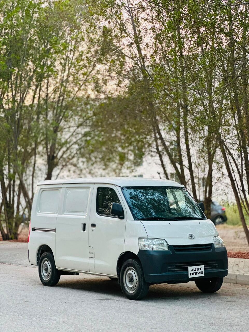 Segaya, Vehicles, Cars & Trucks , BHD 5250,  Toyota Lite Ace,  2023,  Automatic,  85000 KM,    MODEL  CARGO VAN CALL OR WHATSAPP ON 35400768 ,33665080