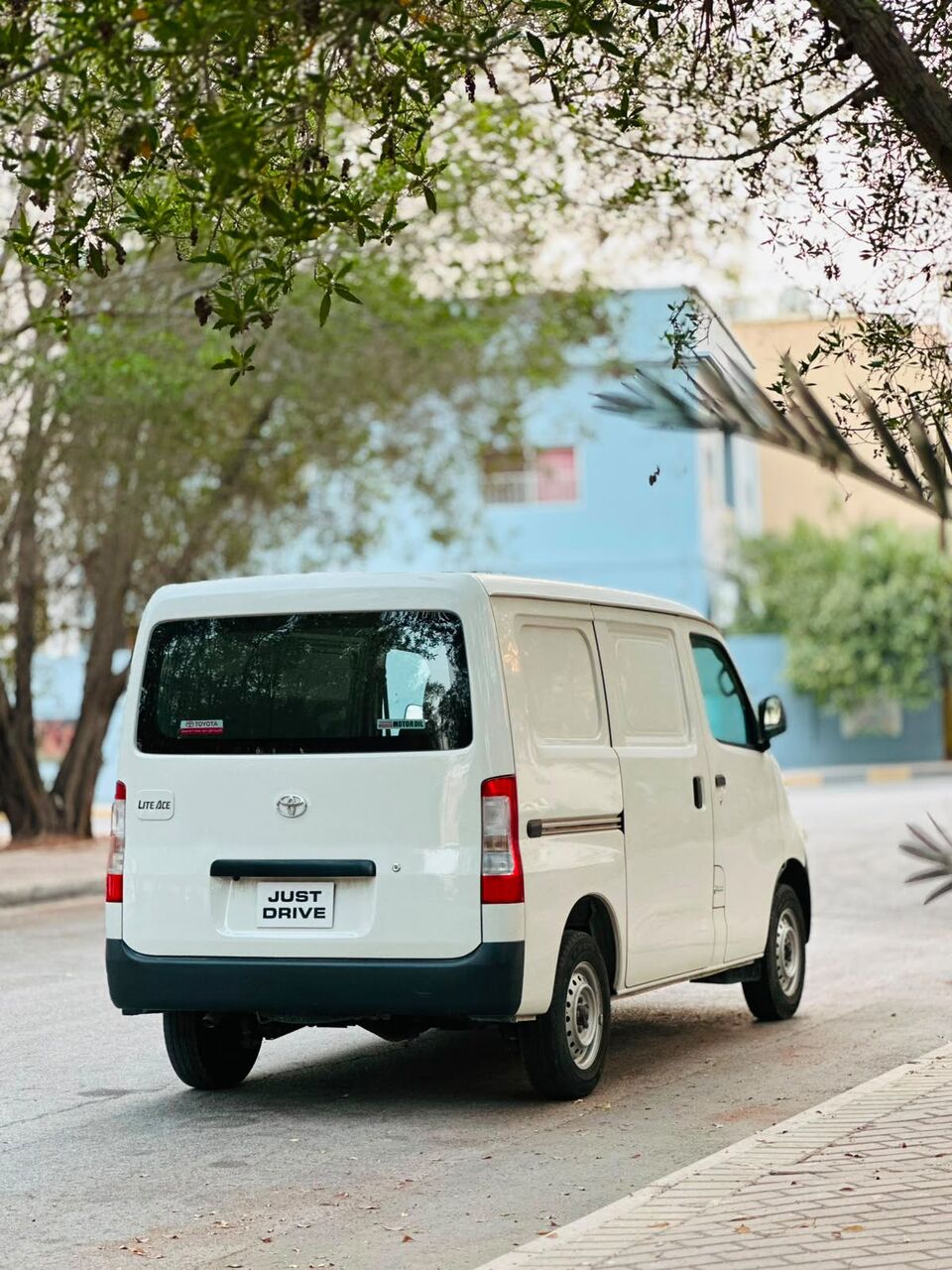 Segaya, Vehicles, Cars & Trucks , BHD 5250,  Toyota Lite Ace,  2023,  Automatic,  85000 KM,    MODEL  CARGO VAN CALL OR WHATSAPP ON 35400768 ,33665080