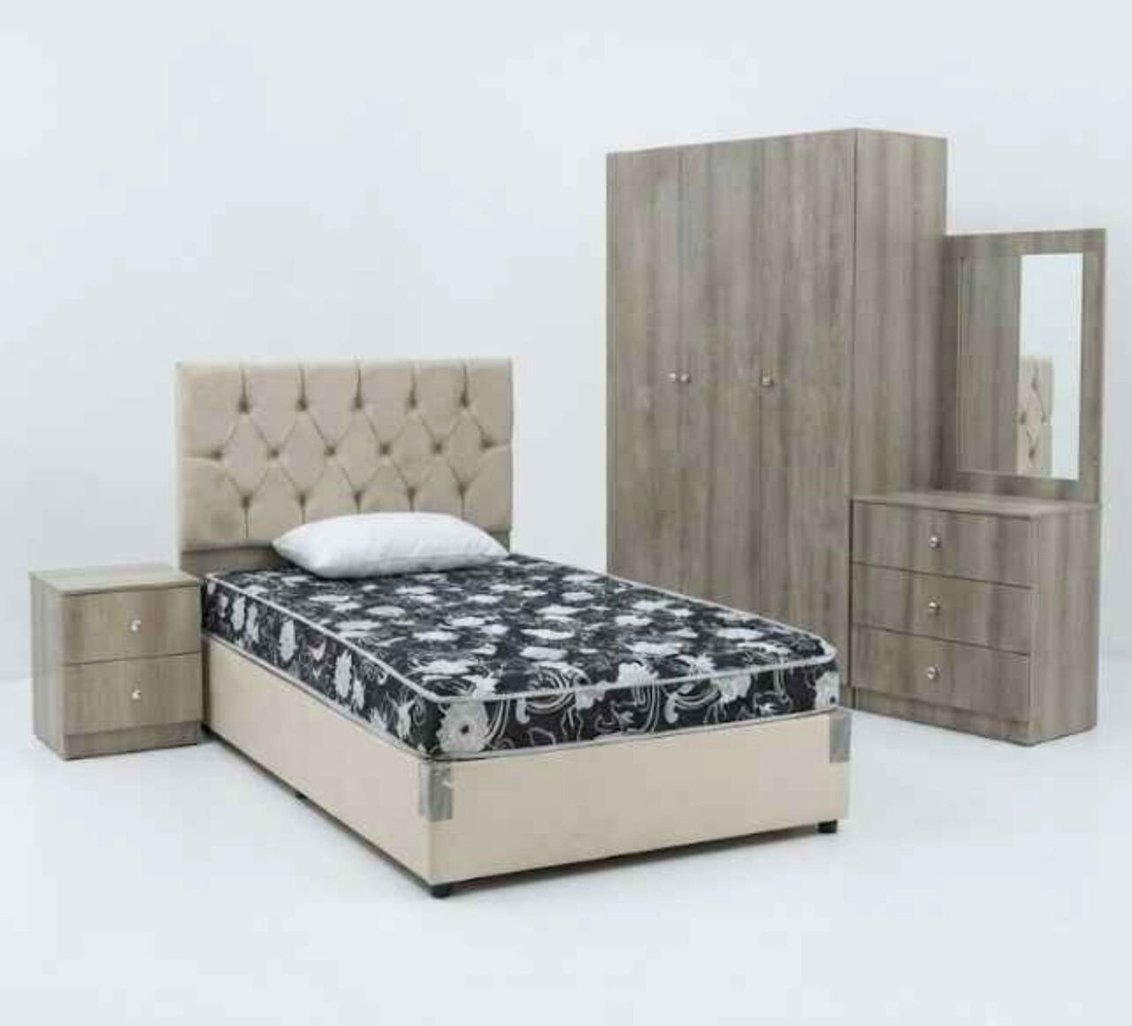 Jeddah, Furniture, SAR 5,  All Types Of Single Bed Medium Bed Double Bed And Bedroom Set Available