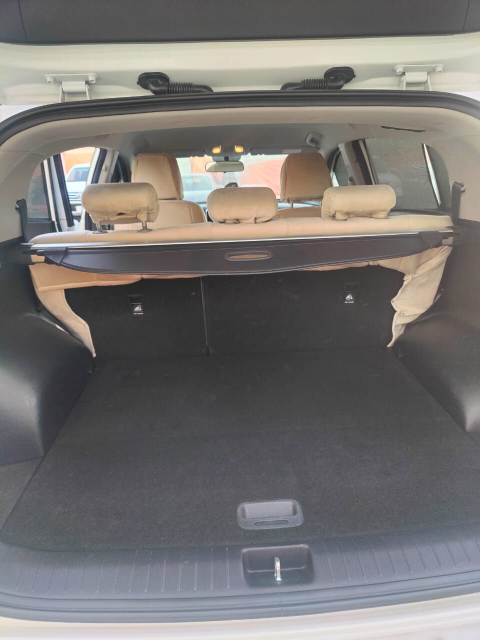 Jubail, Vehicles, Cars & Trucks , SAR 61000,  Kia Sportage,  2022,  Automatic,  120000 KM,    AWD &ndash; Excellent Condition | White Exterior | Beige Interior