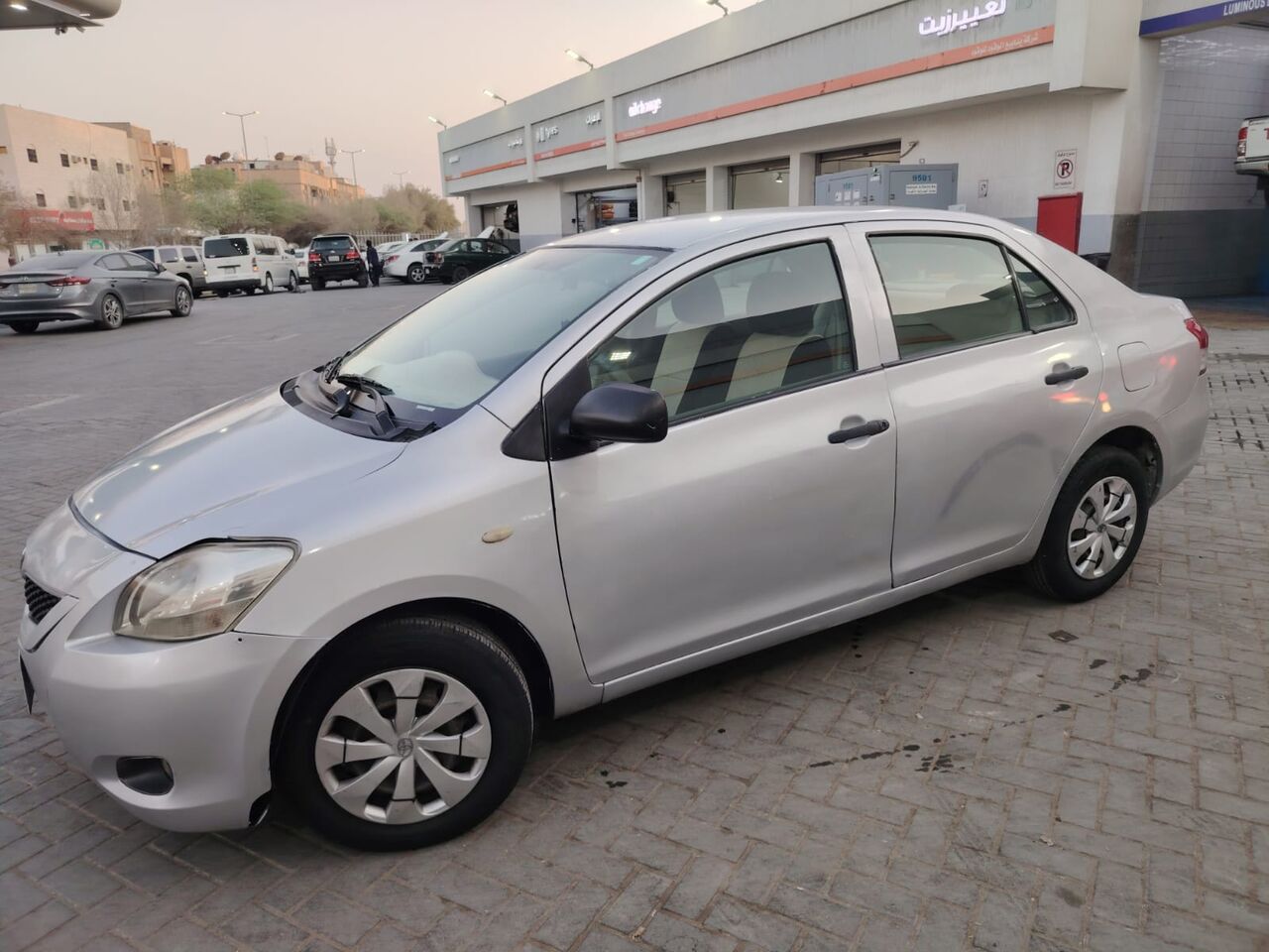 Riyadh, Vehicles, Cars & Trucks , SAR 14000,  Toyota Yaris 2011,  2011,  Automatic,  445953 KM,   For Sale