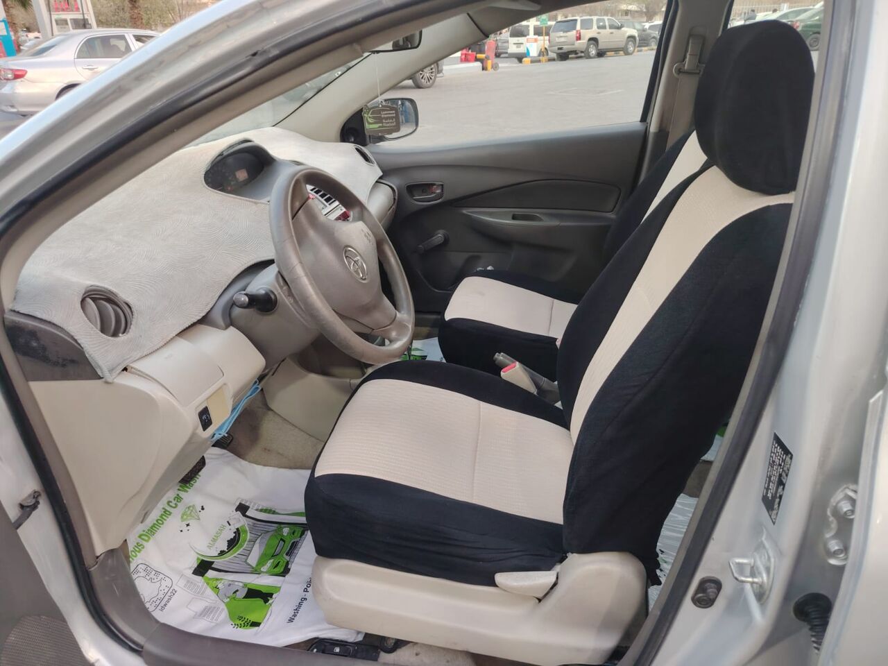 Riyadh, Vehicles, Cars & Trucks , SAR 14000,  Toyota Yaris 2011,  2011,  Automatic,  445953 KM,   For Sale