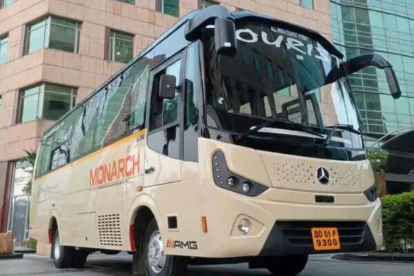 New Delhi, Travel, Bus Rental Service In Delhi