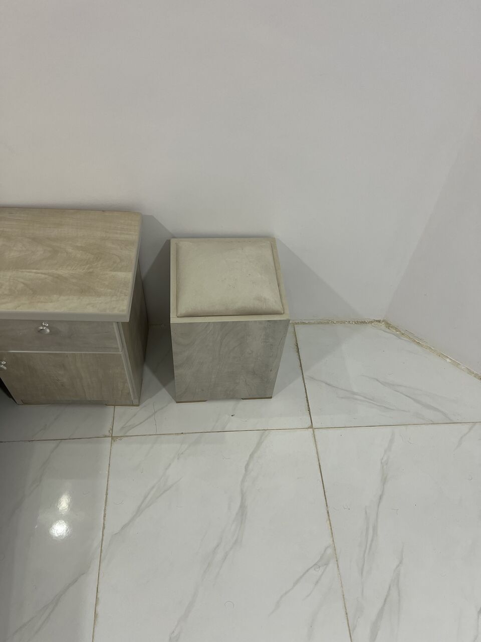 Riyadh, Furniture, SAR 1200,  Room Furniture Bed Almarai Dressing Table With 2 Small Tables