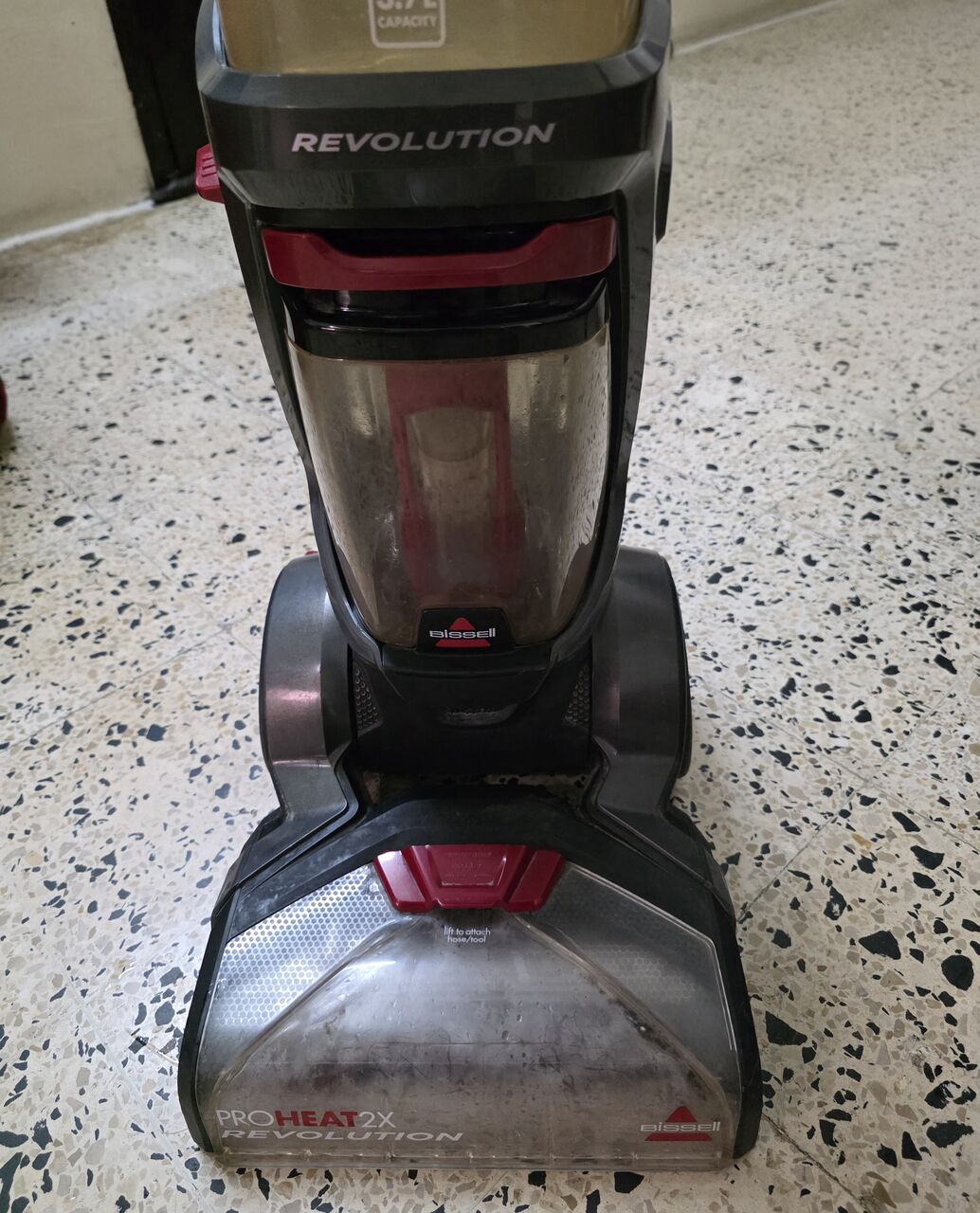 Al Wizarat, Household Items, SAR 400,  Bisell Carpet Vaccum Cleaner