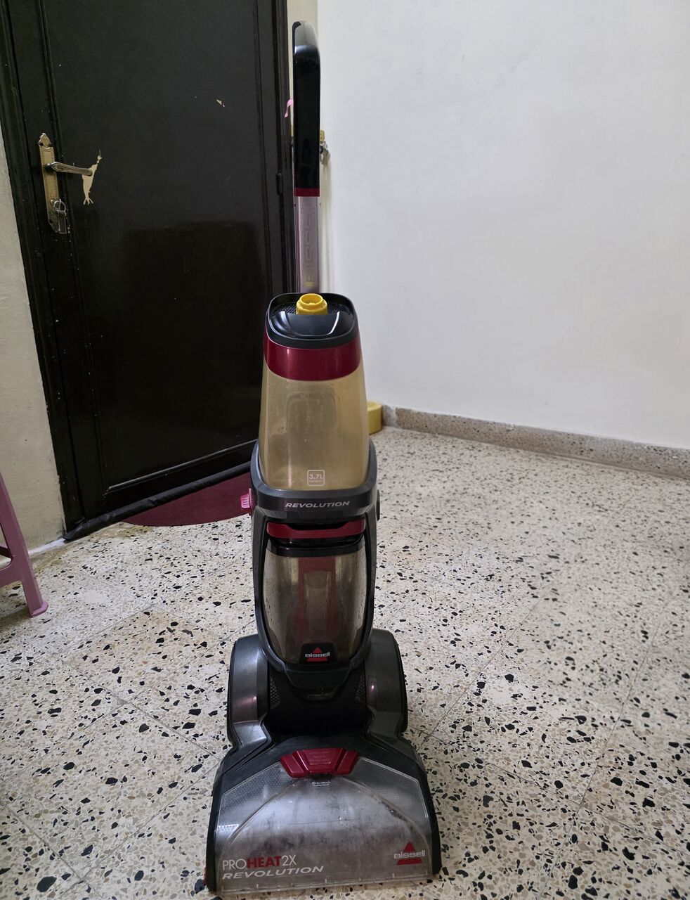 Al Wizarat, Household Items, SAR 400,  Bisell Carpet Vaccum Cleaner