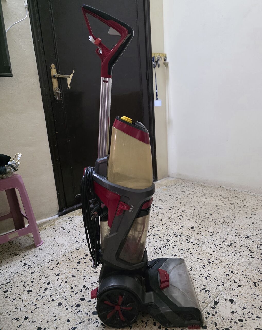 Al Wizarat, Household Items, SAR 400,  Bisell Carpet Vaccum Cleaner