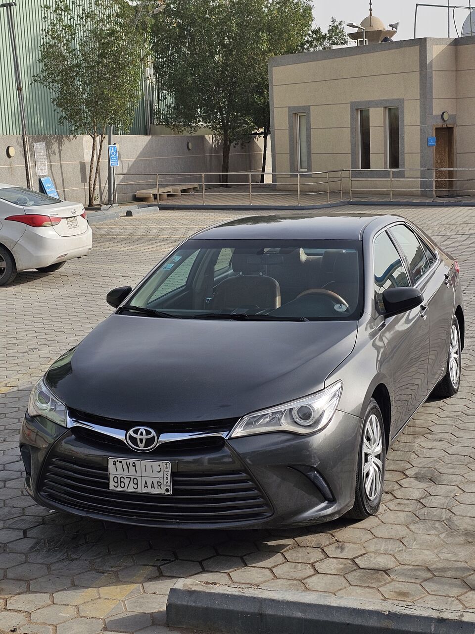 Riyadh, Vehicles, Cars & Trucks , SAR 32000,  Toyota Camry,  2017,  Automatic,  300 KM,  Valid Fahas Istemara