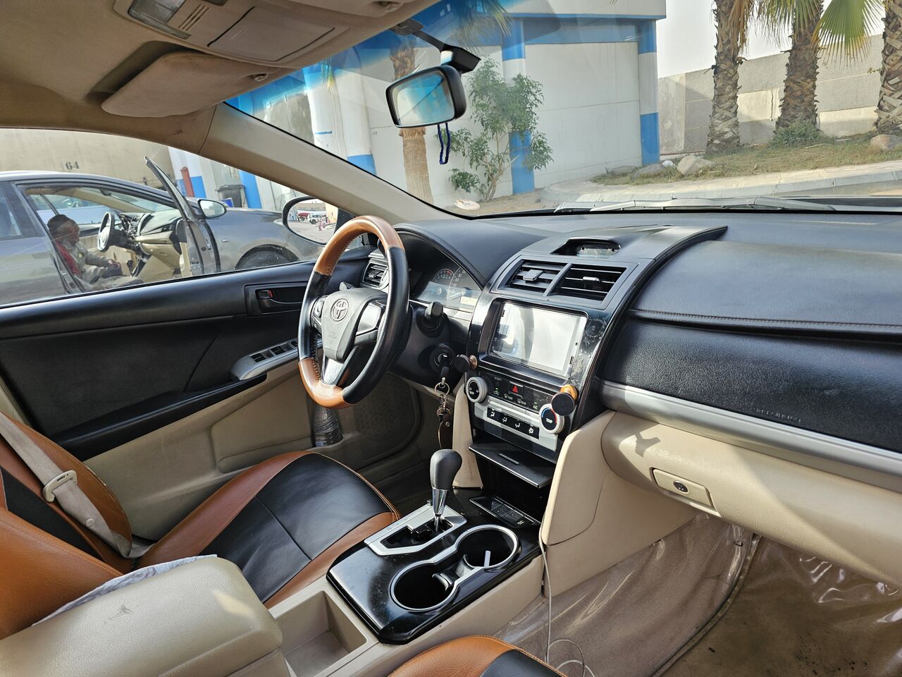 Riyadh, Vehicles, Cars & Trucks , SAR 32000,  Toyota Camry,  2017,  Automatic,  300 KM,  Valid Fahas Istemara