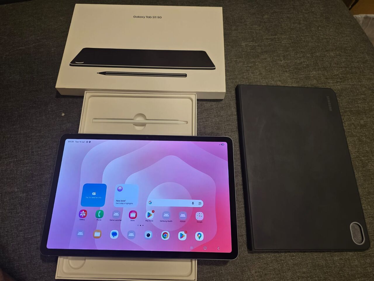 Riyadh, Tablet Computers, SAR 2400,  Samsung Galaxy Tab S11 (5G) 256gb / 12gb