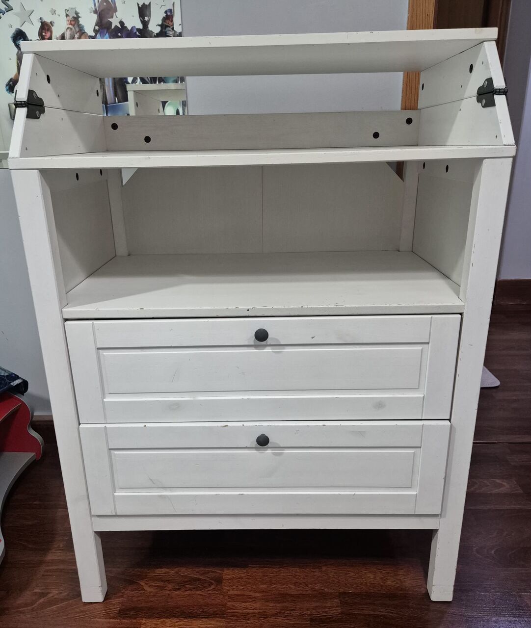 Hittin, Furniture, SAR 400,  Ikea Baby Changing Table With 2 Drawers