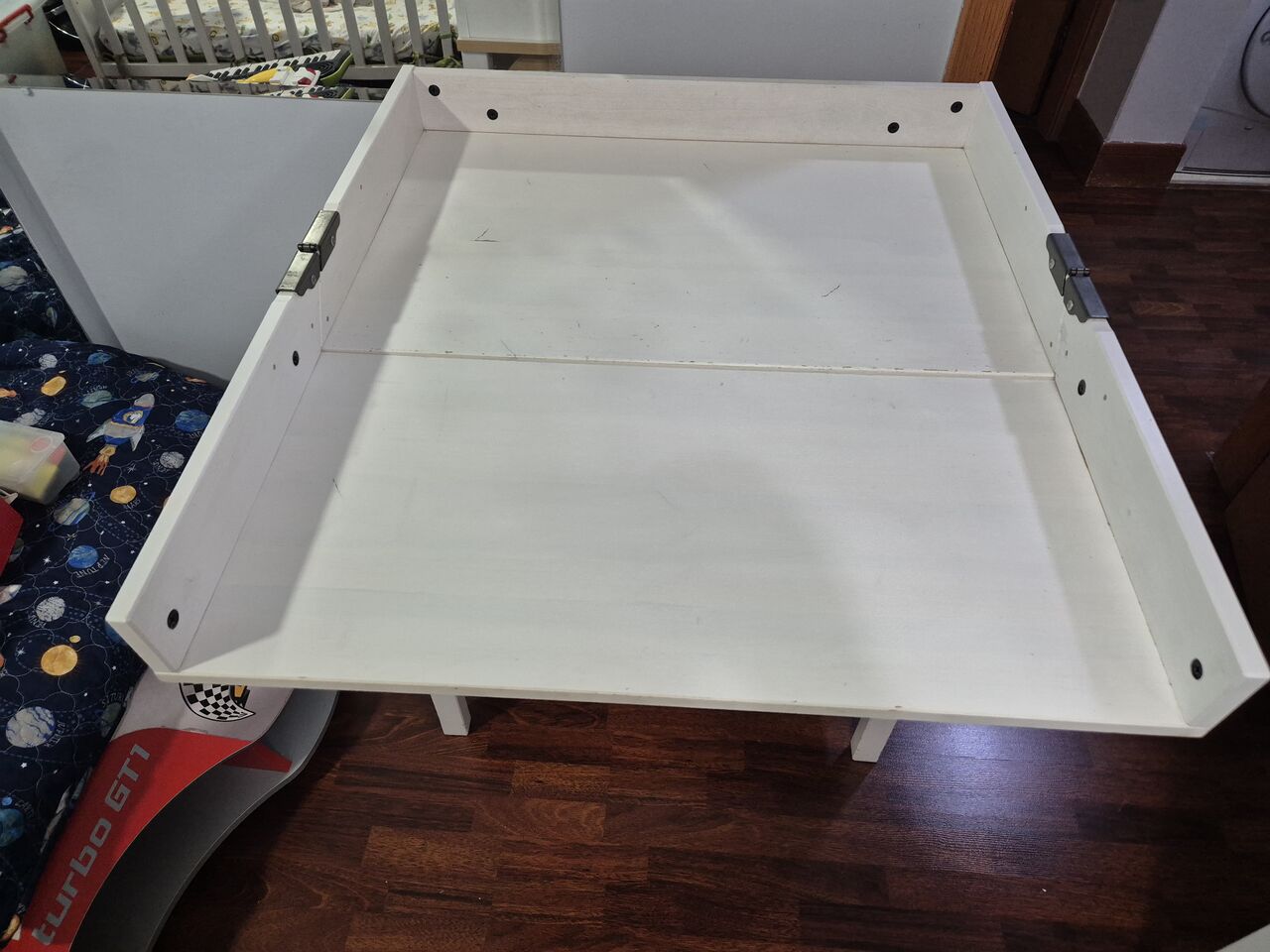 Hittin, Furniture, SAR 400,  Ikea Baby Changing Table With 2 Drawers