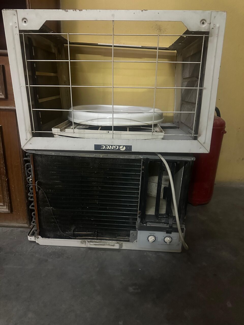 Khobar, Household Items, SAR 910,  Selling Window AC (750) & Washing Machine (160)